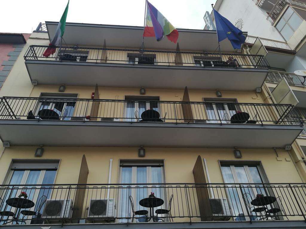 Hotel Leopardi Napoli Dış mekan fotoğraf